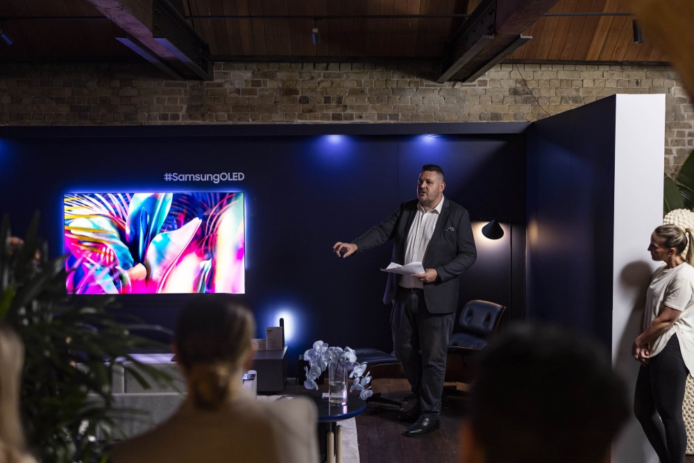 ▲Aaron Mcnamara, Jefe de Producto AV de Samsung Electronics Australia, explicó a los asistentes la calidad de imagen y las características de Samsung OLED.