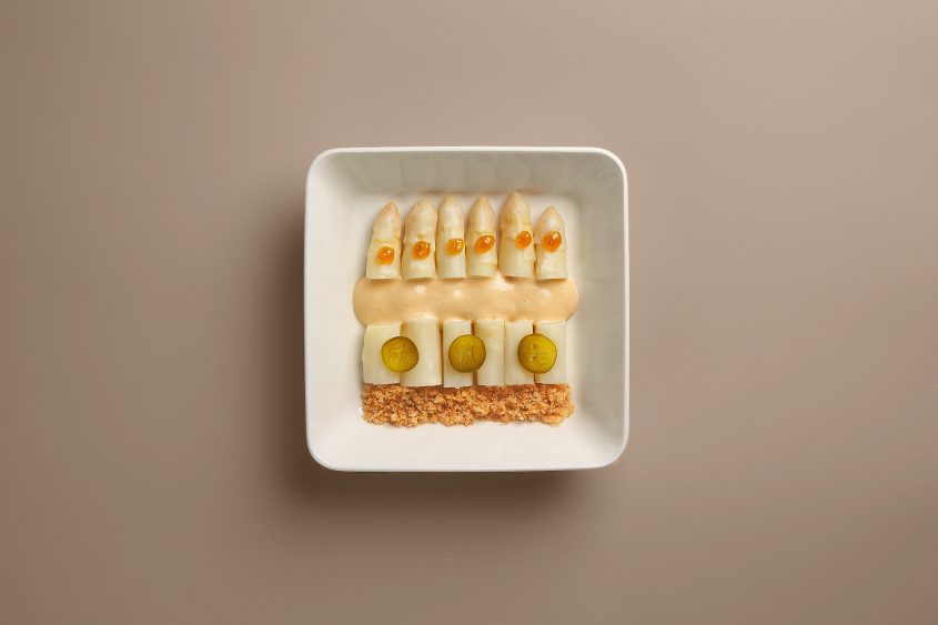 Samsung Bespoke Gericht gekocht von Tim Raue für die Samsung Bespoke Küchengeräte