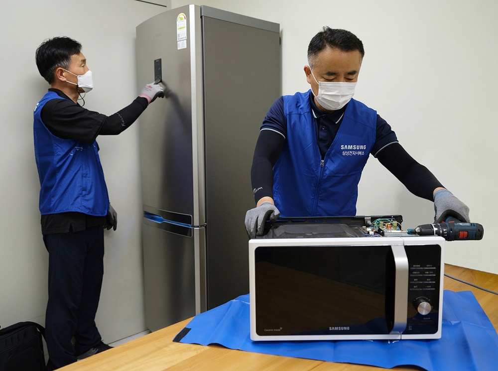 [사진] 삼성전자서비스 임직원의 가전제품 무상점검 재능기부 봉사활동